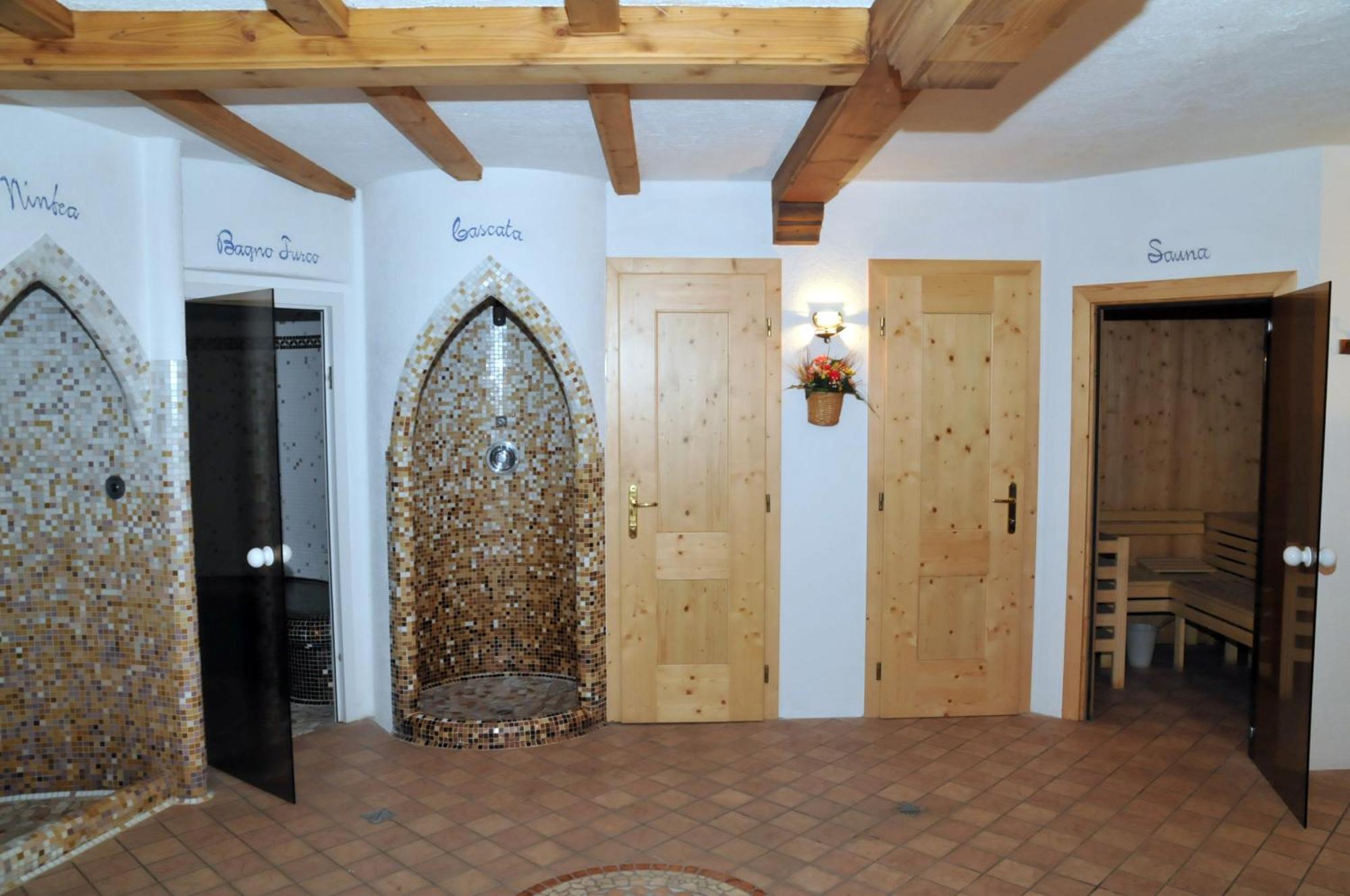 Hotel Ciamol Campitello di Fassa Dış mekan fotoğraf
