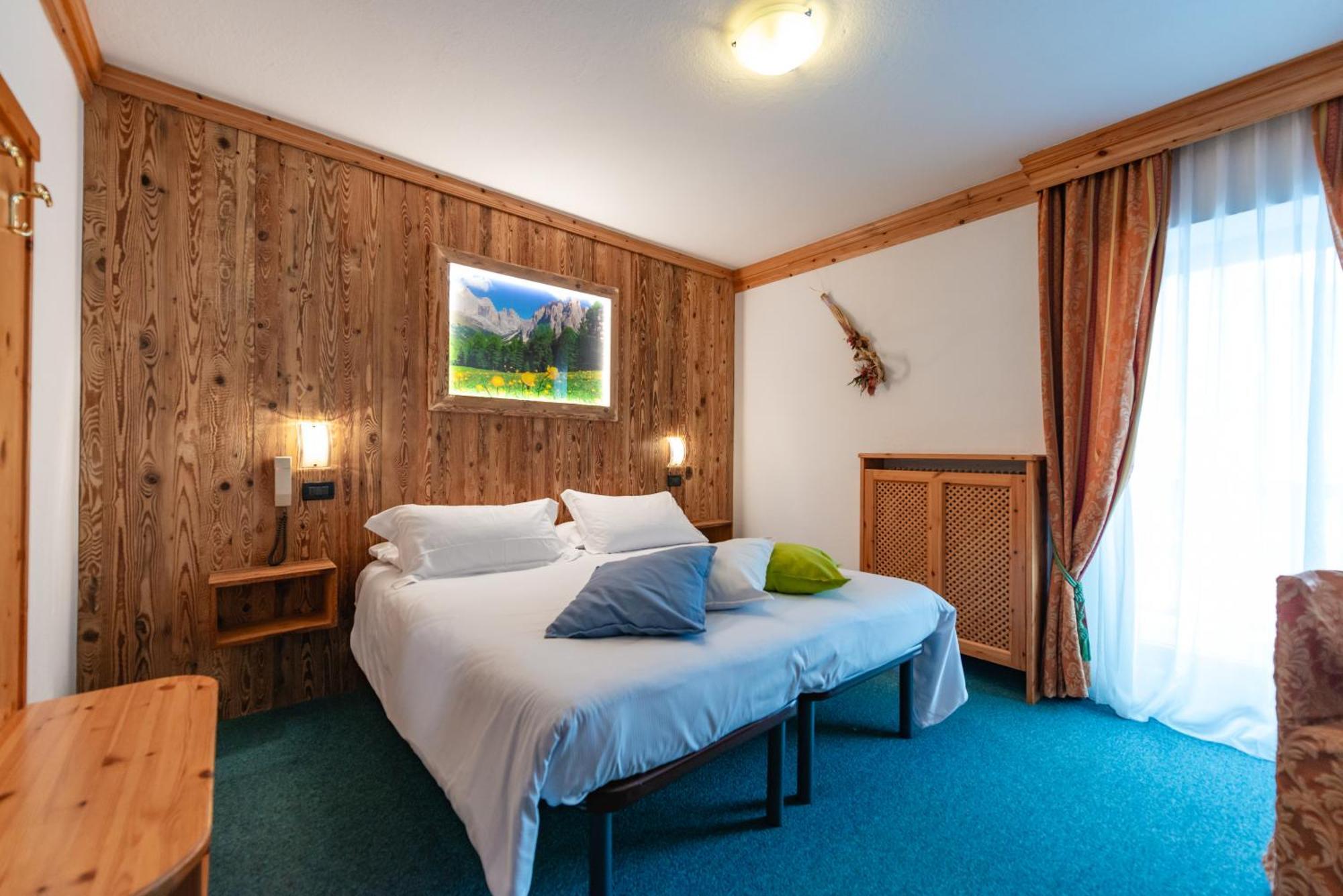 Hotel Ciamol Campitello di Fassa Dış mekan fotoğraf