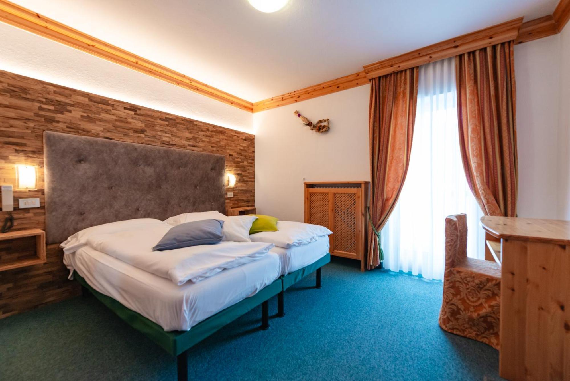 Hotel Ciamol Campitello di Fassa Dış mekan fotoğraf